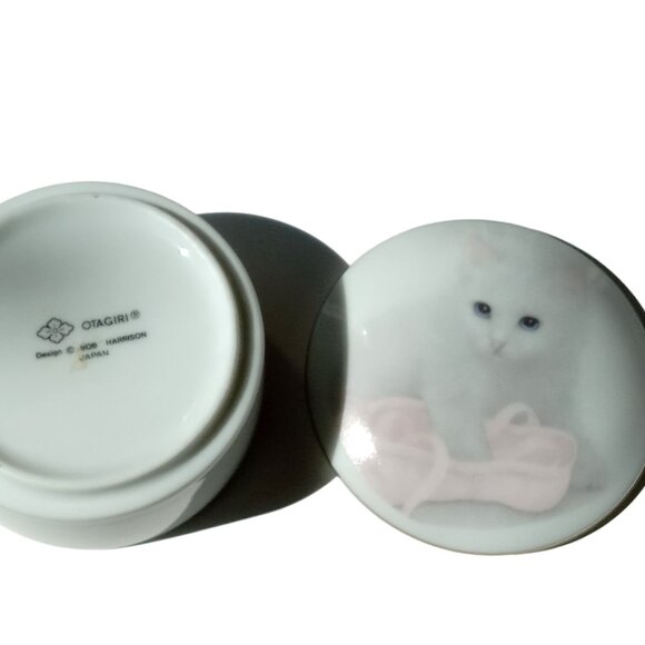 Otagiri Vintage Porcelain Trinket Box, White Kitten with Ballet Shoe, Cute - Picture 4 of 13